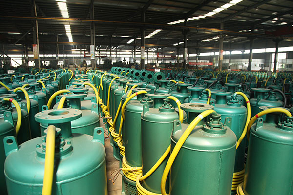 礦用隔(gé)爆型排汙排沙潛(qian)水電泵1250-180000